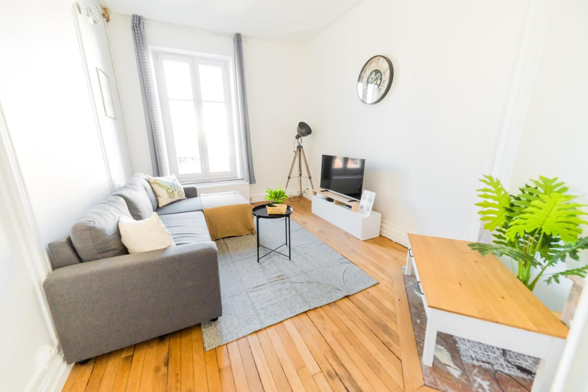 Suite Double Fabriques, 2 Bedrooms, Central, Parking Nearby, Self Checkin Nancy Exterior photo